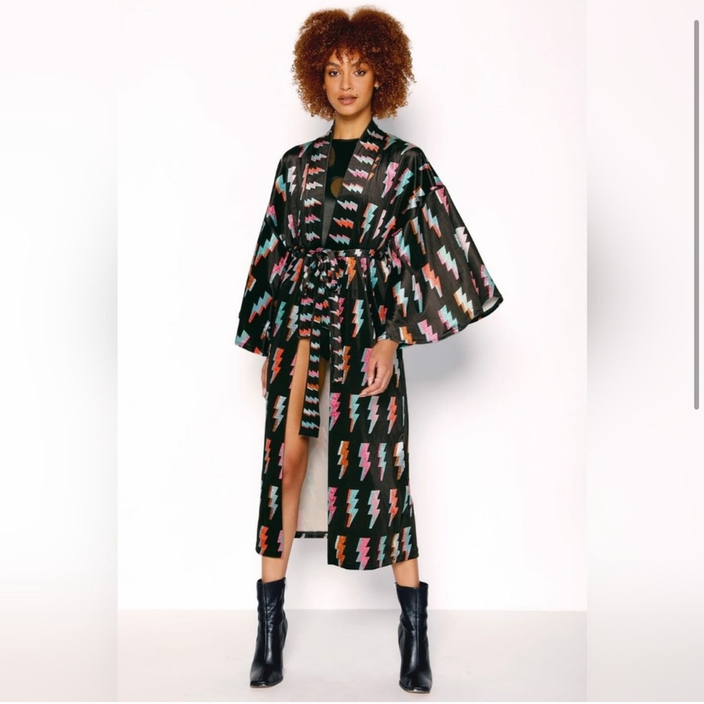 BlackMilk Ziggy Velvet Swan Kimono Lightning Bolts Robe David Bowie OS *RARE* - Picture 2 of 6
